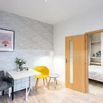 Neat Cozy Old Town Retreat W Queen Bed